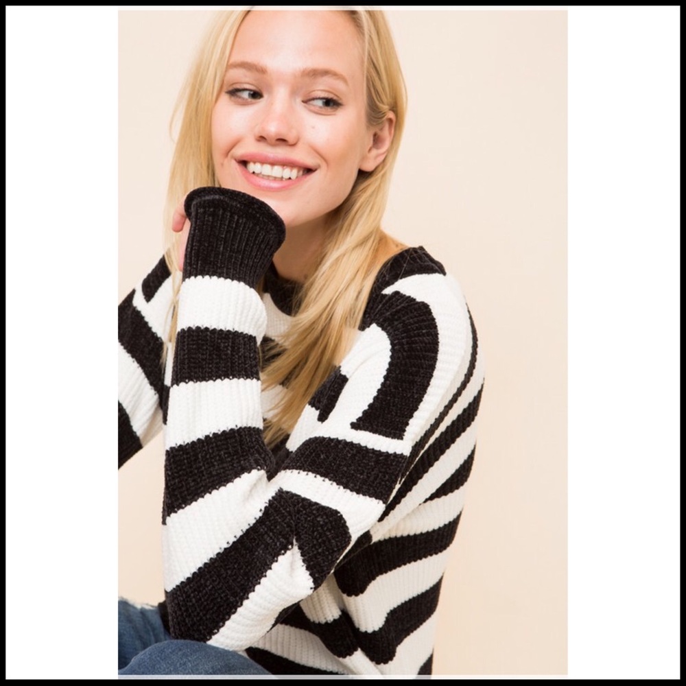 LAST 1 🆕5⭐️So Soft Chenille Knit Sweater - Picture 4 of 7